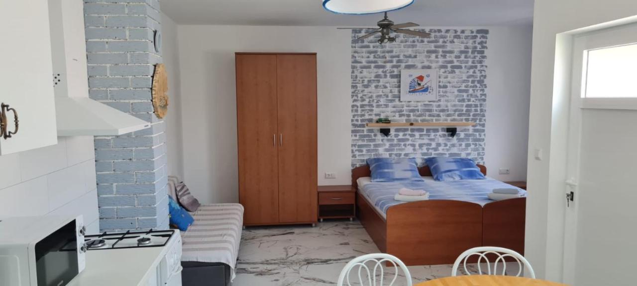 Apartmani Centar Seline Paklenica Exterior photo