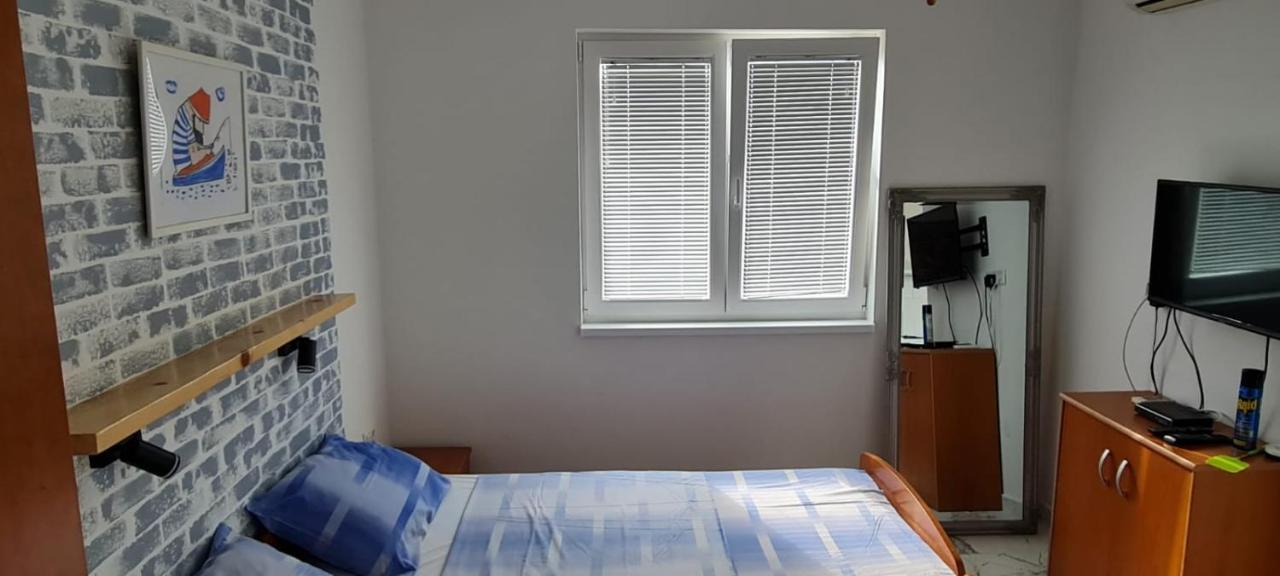 Apartmani Centar Seline Paklenica Exterior photo